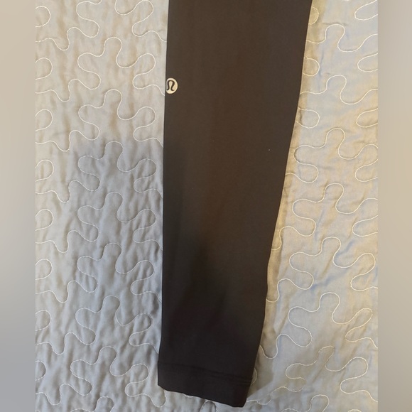Lululemon Swift Speed High-Rise Tight 28" Size 4. Worn once. Excellent condition - Picture 4 of 14